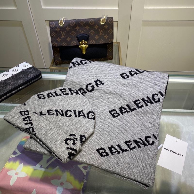 Balenciaga Caps Scarfs